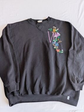 Discus Athletic Vintage "W" Monogram Floral Embroidered Women's Sweatshirt 3xl